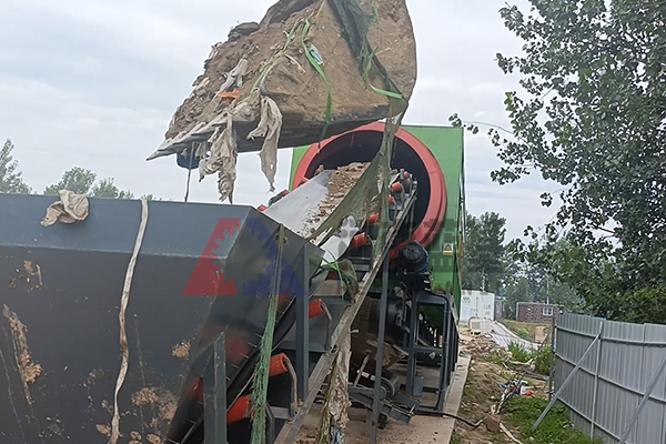 陳腐垃圾篩分設(shè)備生產(chǎn)線(xiàn),徐州陳腐垃圾分選現(xiàn)場(chǎng)