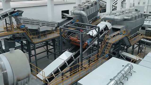 垃圾處理廠配置一套垃圾分揀生產(chǎn)線設備需要投資多少錢